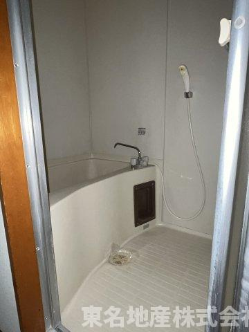 ロイヤルパレス深良の浴室