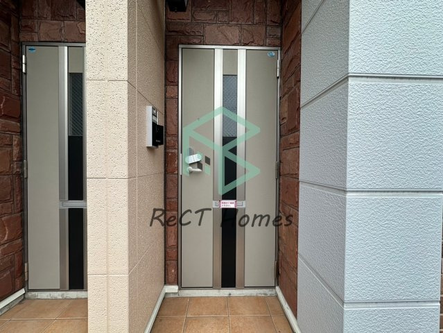 アウローラ玉手Ａの玄関