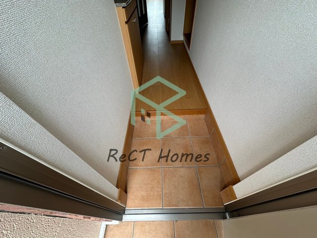 アウローラ玉手Ａの玄関