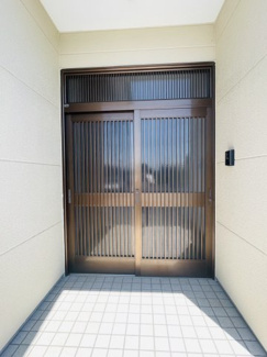 【エントランス】