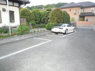 【駐車場】 | いつでも目の届く敷地内に駐車場があります♪お車をお持ちのファミリーさんにオススメです☆