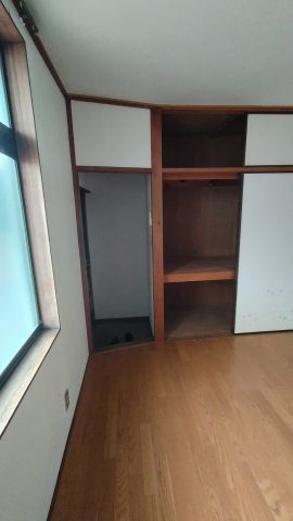 ６３５８１　岐阜市粟野東５丁目アパートの内装