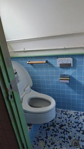 ６３５８１　岐阜市粟野東５丁目アパートのトイレ