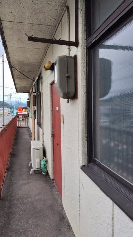 ６３５８１　岐阜市粟野東５丁目アパートの外観