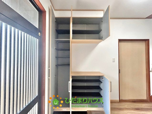 杉戸町倉松4丁目　中古一戸建ての収納