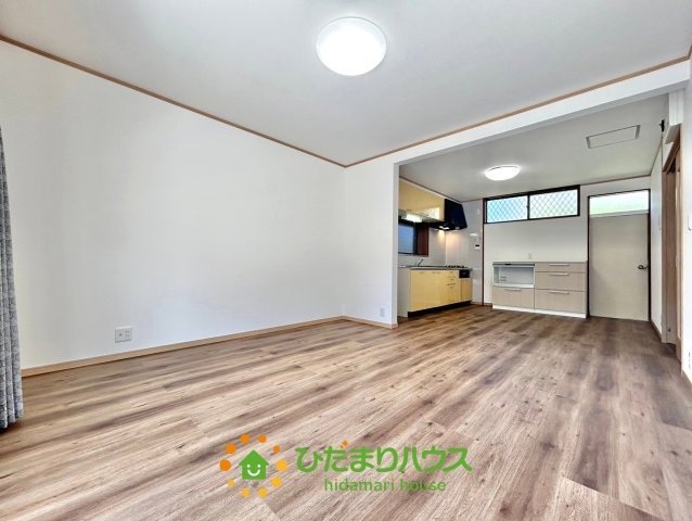 杉戸町倉松4丁目　中古一戸建ての居間・リビング