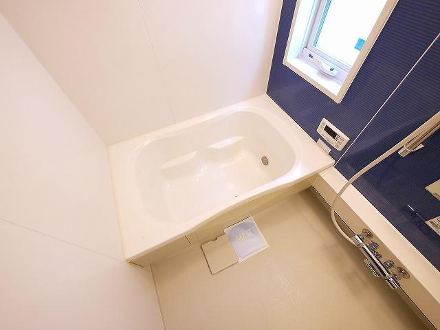 シャーメゾン前栽の浴室|コンパクトで使いやすいお風呂です