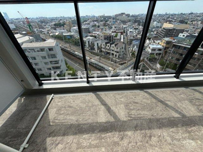 【バルコニー】 | ドゥーエ西馬込　Ⅱ | バルコニーからの眺めを楽しみながら食事をしませんか