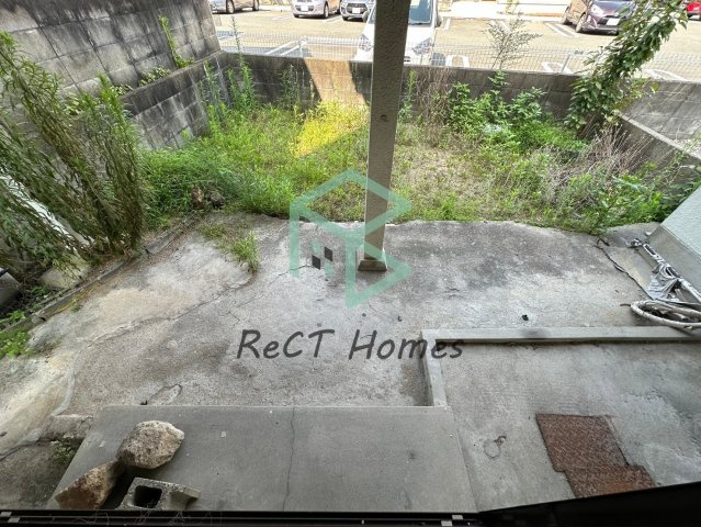 加古川市加古川町河原貸家の庭