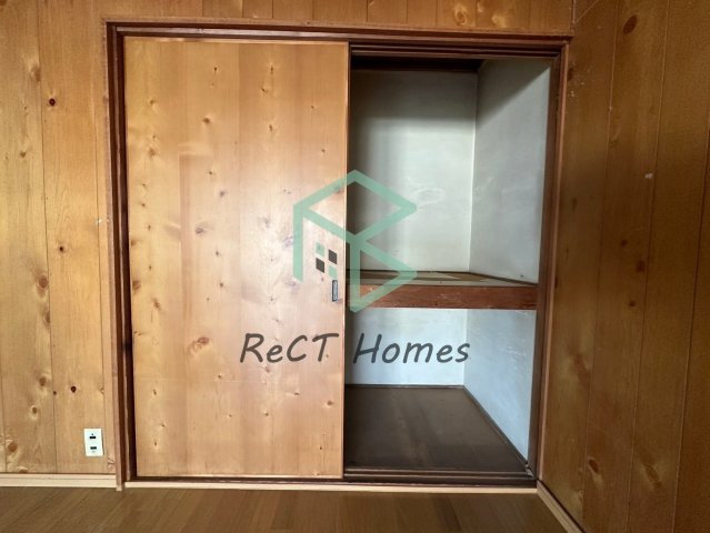 加古川市加古川町河原貸家の収納