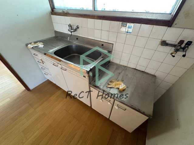 加古川市加古川町河原貸家のキッチン