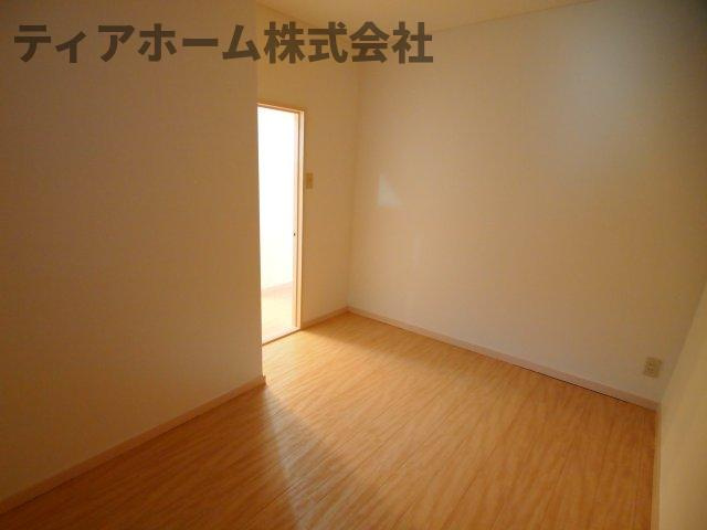 橿原市西池尻町の賃貸マンションの洋室|コンパクトで使いやすい洋室です