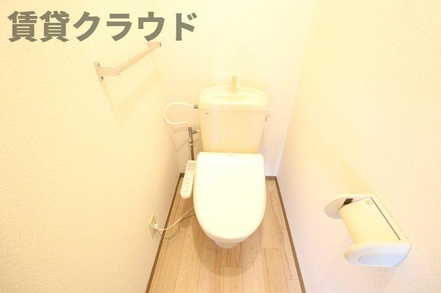 ハイム六通　Ⅰ番館のトイレ|落ち着いたトイレです