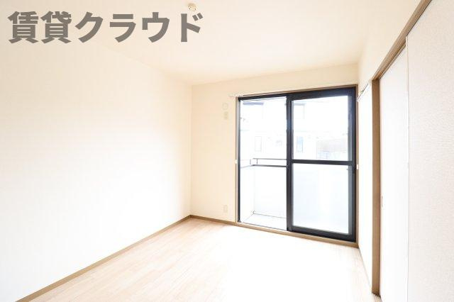 ハイム六通　Ⅰ番館の洋室|きれいな内装です