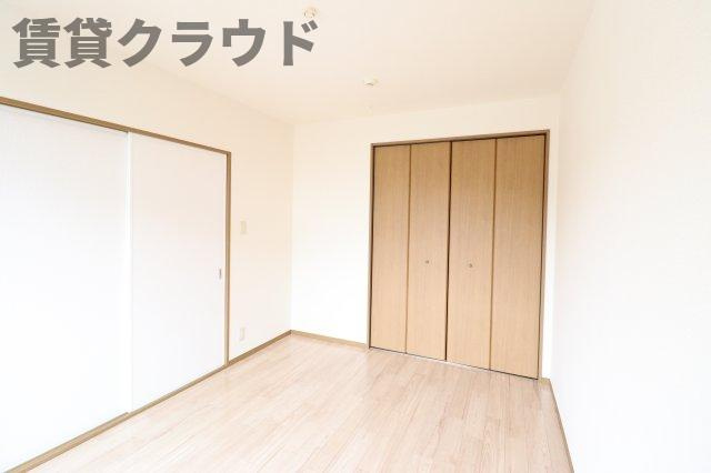 ハイム六通　Ⅰ番館の寝室|寝室です