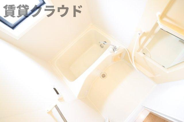 ハイム六通　Ⅰ番館の浴室|一日の疲れを癒やしてくれるバスルーム♪