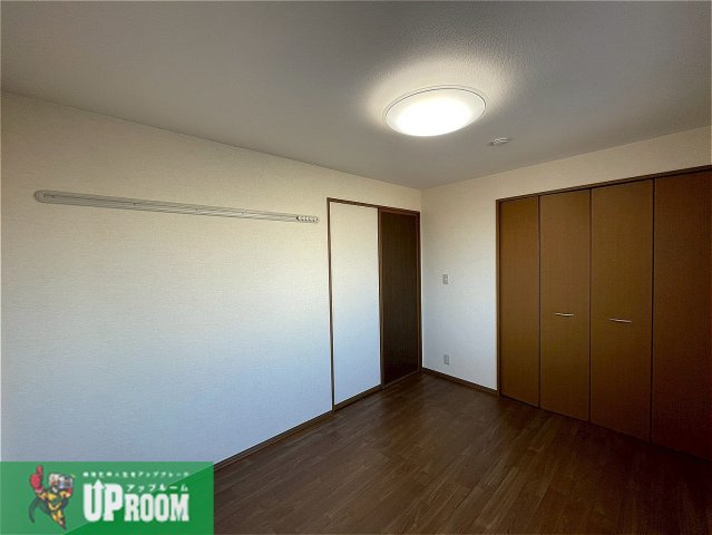 ウィル柏森の洋室