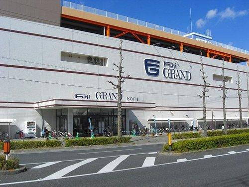 曙町一丁目　一戸建ての周辺|フジグラン高知店まで徒歩約１８分です。