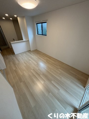 【居間・リビング】 | 梅 | ゆったり過ごせるリビングです