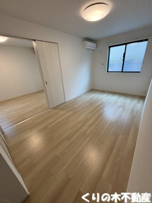 【寝室】 | 梅 | ゆったりした洋室です