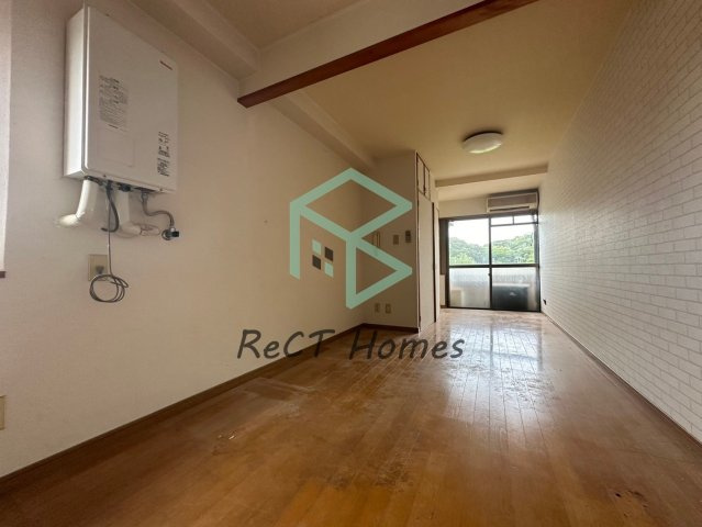 T・セーヌの居間・リビング