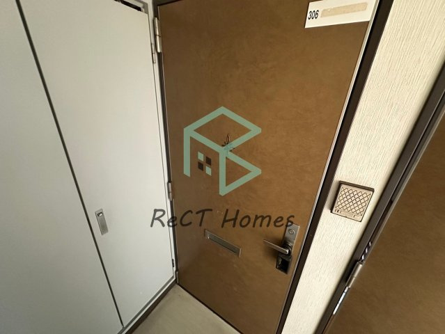 T・セーヌの玄関