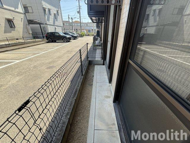 ハイツ常盤A棟の庭