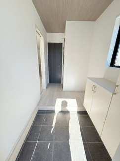 【玄関】 | 川越市今成　新築分譲　東武東上線『川越市駅』徒歩24分　【今成小学区】