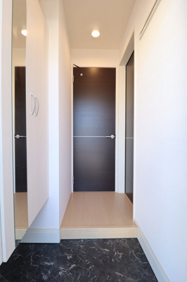 【玄関】 | キャッスル・パルコ