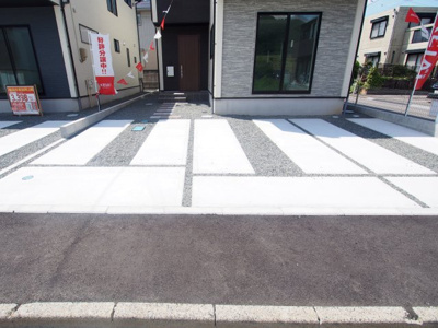 【駐車場】 | priSUMA　東浜町2期　1号棟 | 並列駐車可能です◎