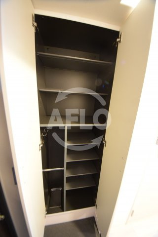 スプランディッド難波WESTの収納|スプランディッド難波WEST　シューズBOX