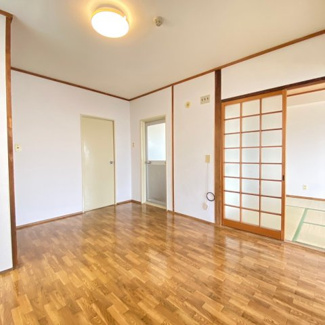 【居間・リビング】 | 豊栄ハイツ