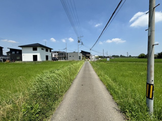 【前面道路含む現地写真】