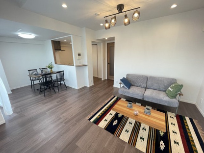 【居間・リビング】アルス月寒中央アネックス 