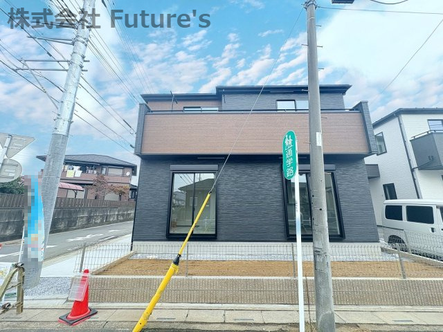 三郷市戸ヶ崎1丁目　新築戸建　全6棟　2号棟の外観|商業施設が徒歩圏内に揃う利便性の良い戸ケ崎エリア