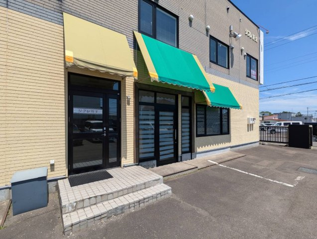 新栄町《1棟》事業用売物件のエントランス