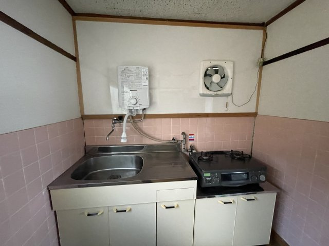 田町　一刻館　2Kのキッチン