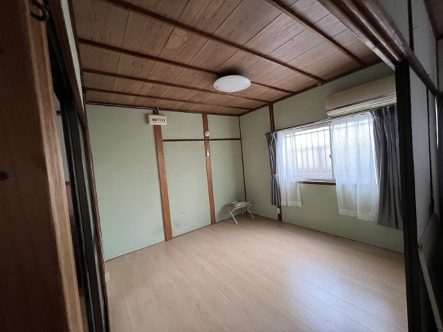 田町　一刻館　2Kの洋室