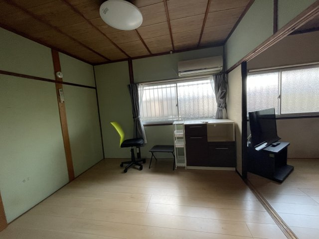 田町　一刻館　2Kの洋室