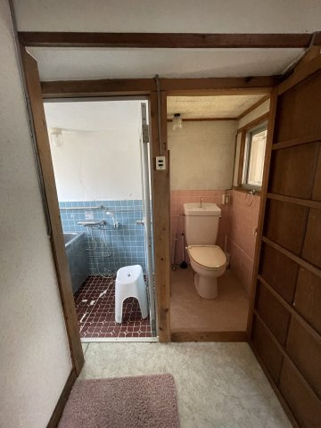 田町　一刻館　2Kの洗面所