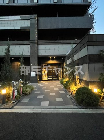 アステリ鶴舞テーセラのエントランス