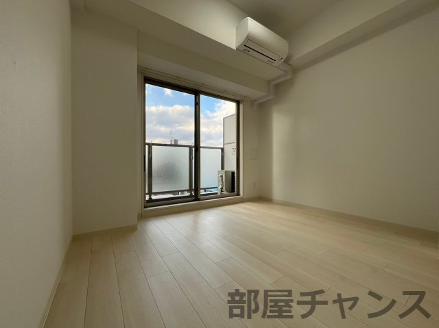 エステート金山の居間・リビング