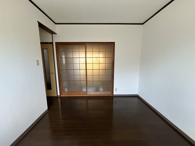 金川マンションの居間・リビング