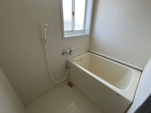 金川マンションの浴室