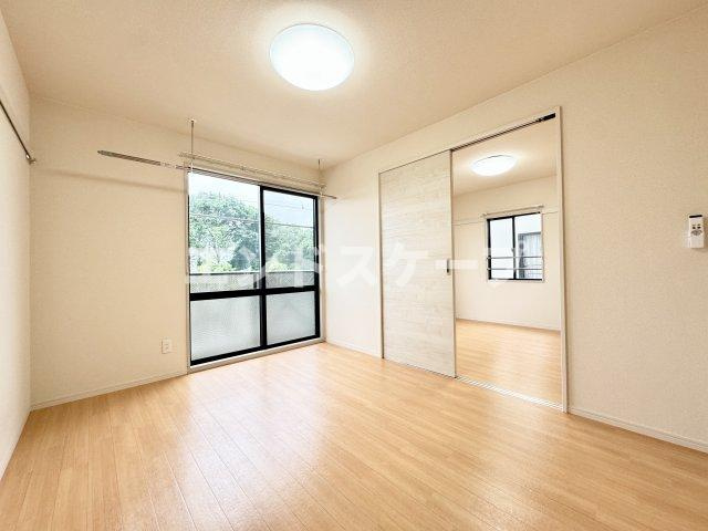 エトワールBの洋室|高崎、前橋、伊勢崎エリアのお部屋探しはエンドスケープまで！お客様の理想お聞かせ下さい♪