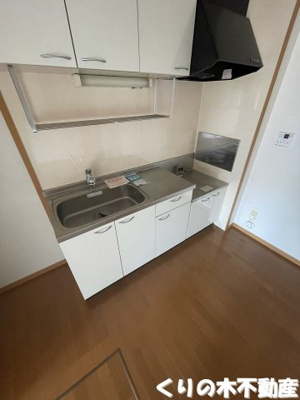 【キッチン】 | グランド・ライン大西 | コンパクトなキッチンで掃除もラクラク