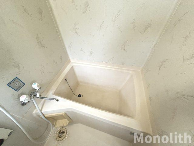 ガーデンタウン清水の浴室