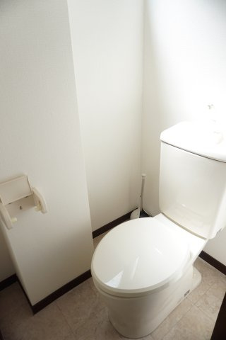 中古戸建　四條畷市緑風台（平成6年築）のトイレ