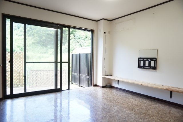 中古戸建　四條畷市緑風台（平成6年築）の居間・リビング