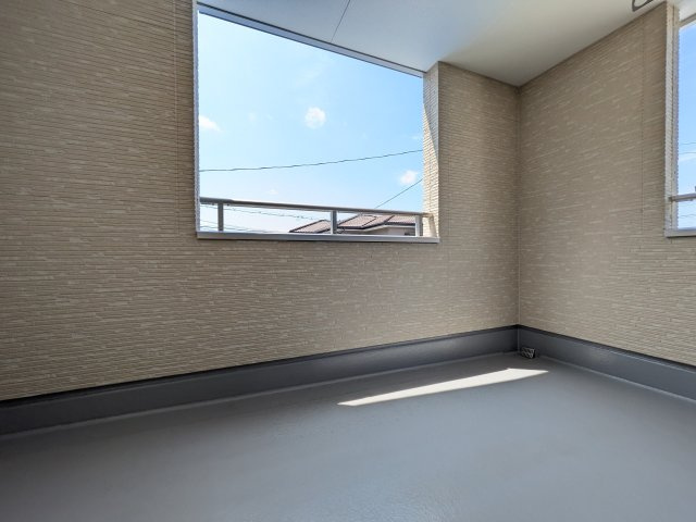 【バルコニー】